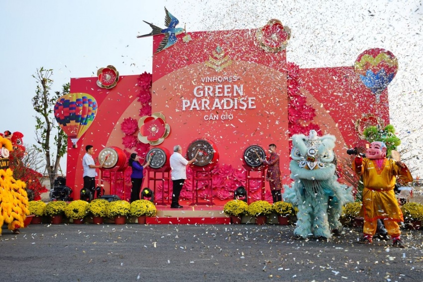 Cần Giờ đón Tết sớm: Hơn 10.000 du khách đổ về khai hội Green Paradise Tet Fest