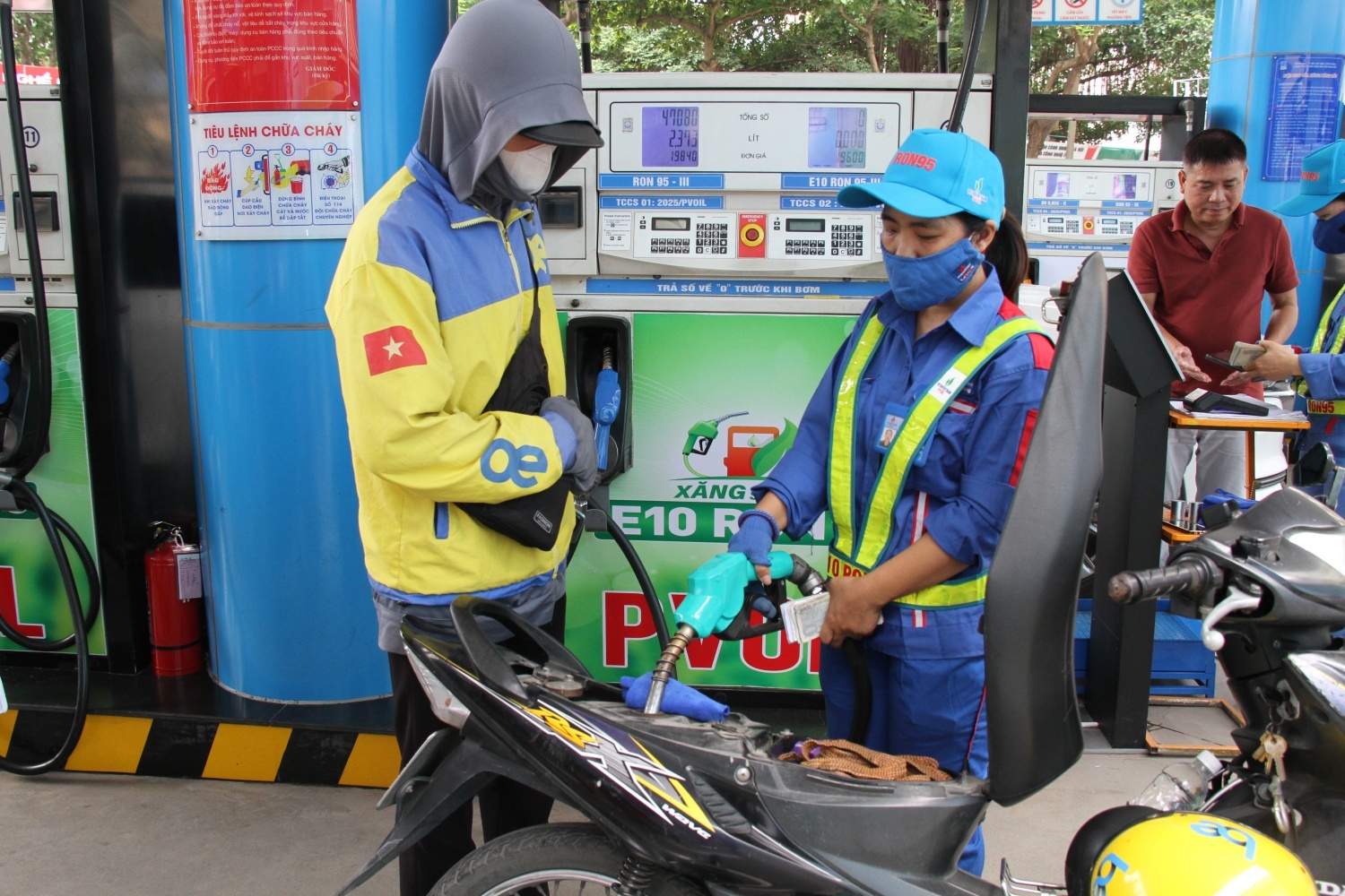 E10 và cơ chế phát triển cho đô thị xanh TP HCM Xăng sinh học E10 và cơ chế phát triển cho đô thị xanh TP HCM