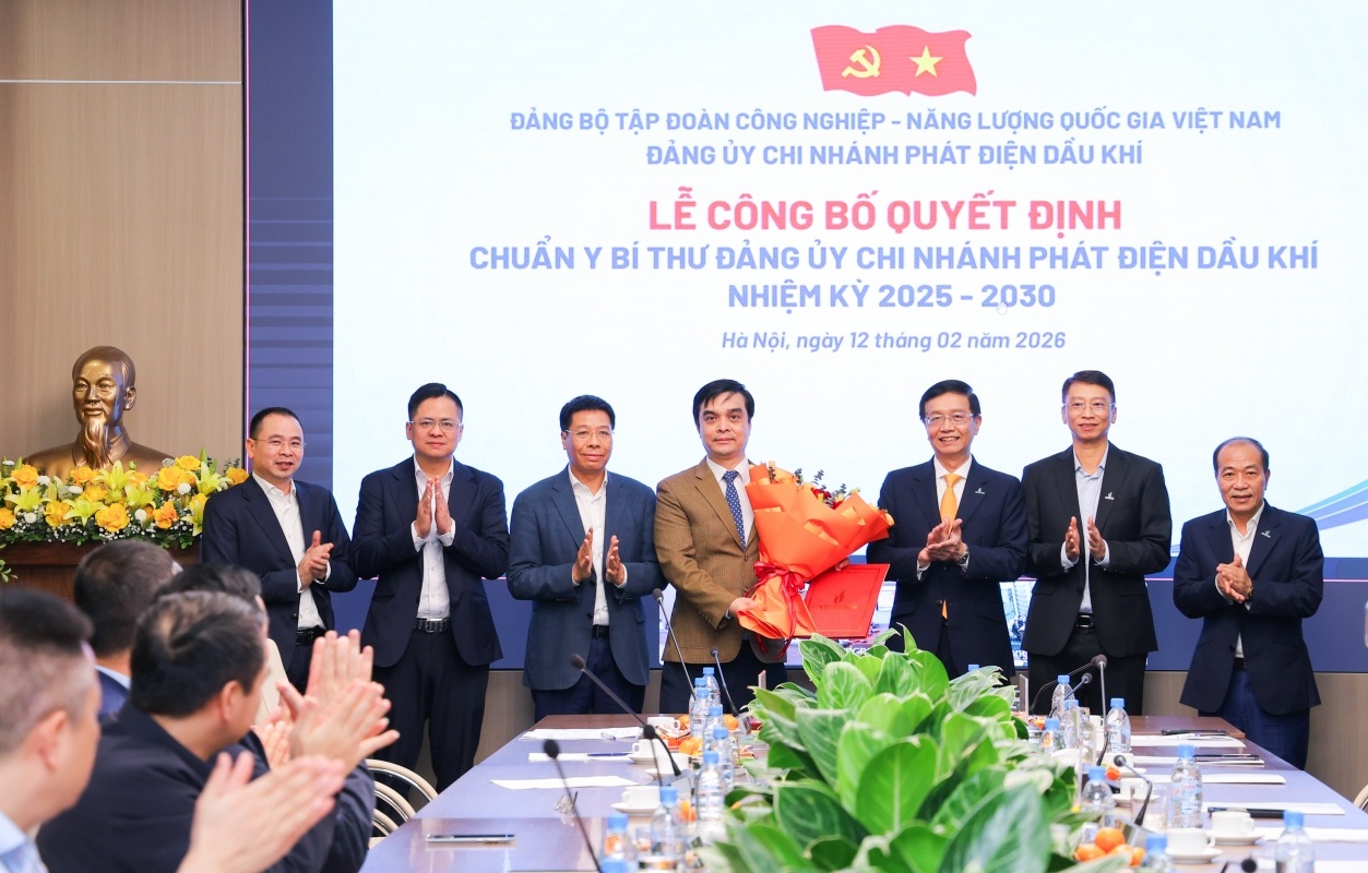 [VIDEO] Chuẩn y đồng chí Nguyễn Minh Đạo giữ chức vụ Bí thư Đảng ủy PVPGB