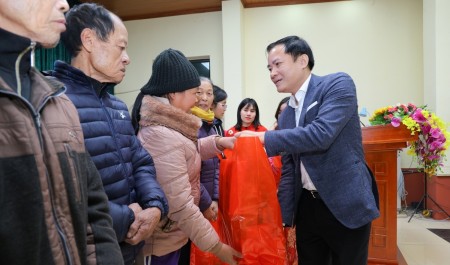 [VIDEO] Xuân Gắn kết - Tết Nghĩa tình: Petrovietnam mang Tết đến khắp mọi miền