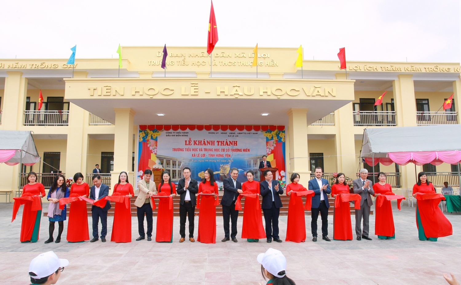 Món quà xuân ý nghĩa từ BIENDONG POC