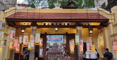 Khám phá không gian lồng đèn lung linh tại đền Quan Đế