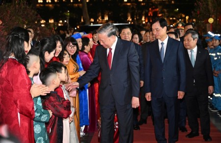 Tổng Bí thư Tô Lâm chúc Tết Đảng bộ, chính quyền và nhân dân Thủ đô