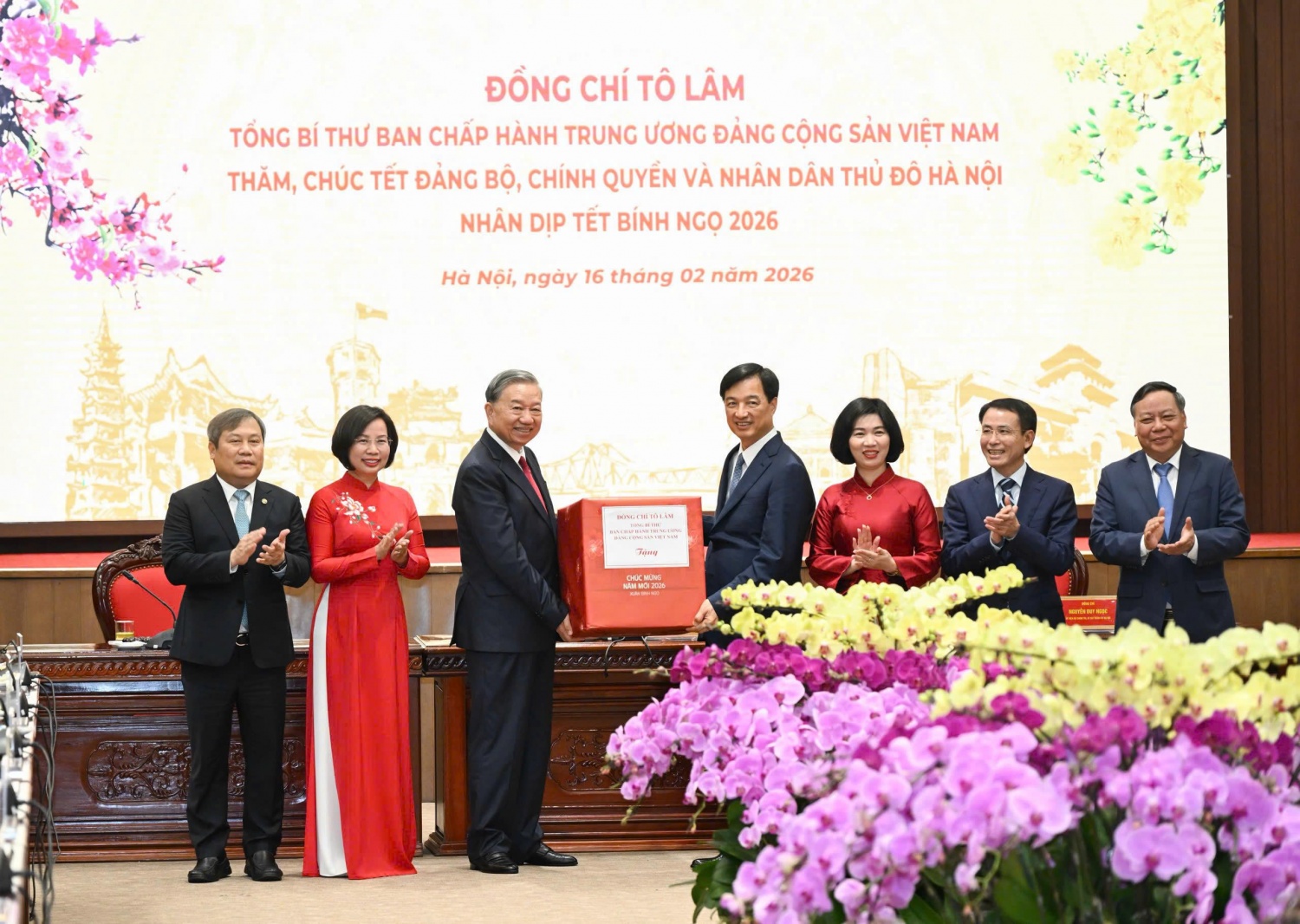 Tổng Bí thư Tô Lâm chúc Tết Đảng bộ, chính quyền và nhân dân Thủ đô