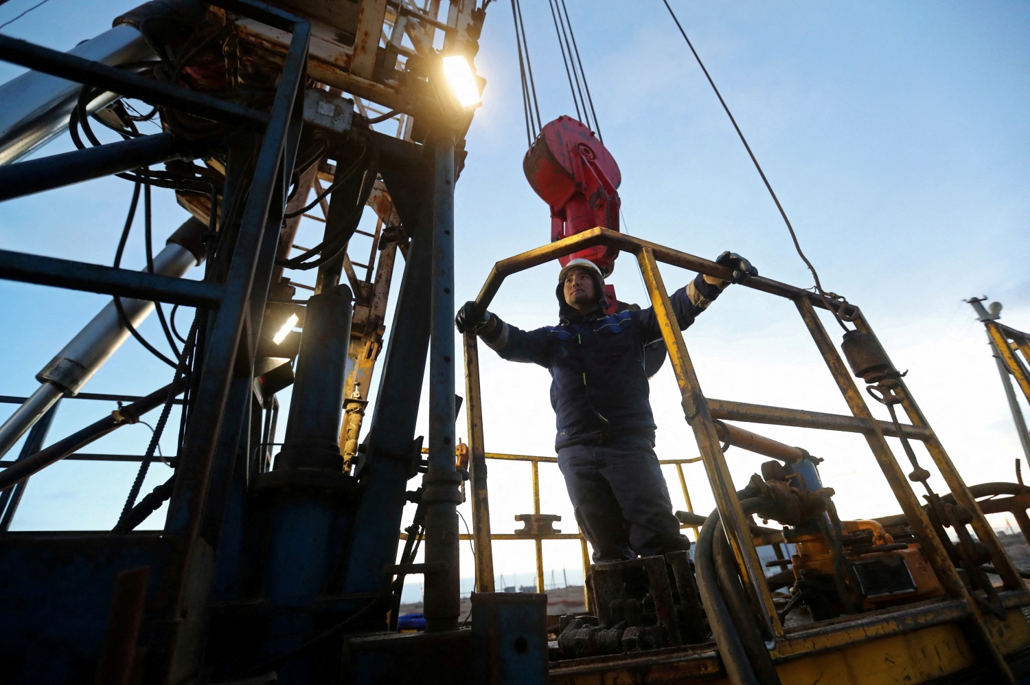 Kazakhstan đặt mục tiêu vận hành nhà máy lọc dầu mới vào năm 2033