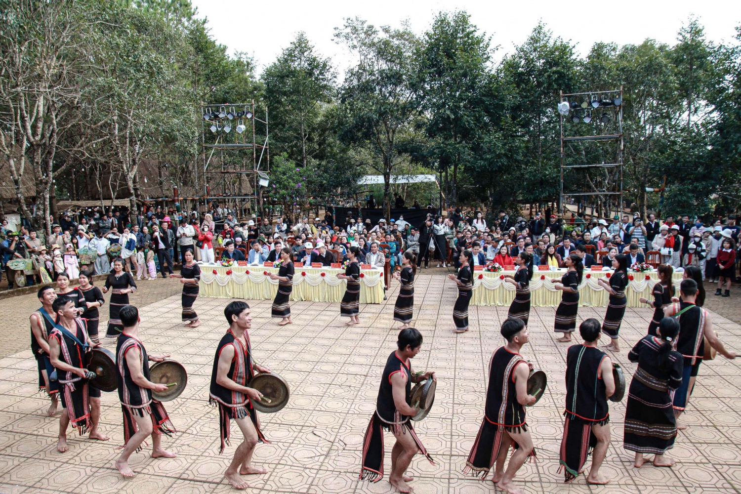 Quảng Ngãi: Nhiều lễ hội, chương trình dịp Tết 