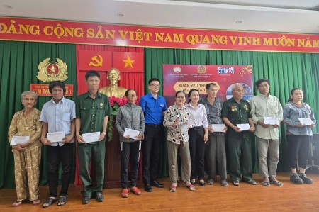 “Xuân yêu thương - Tết nghĩa tình” từ PTSC Phú Mỹ