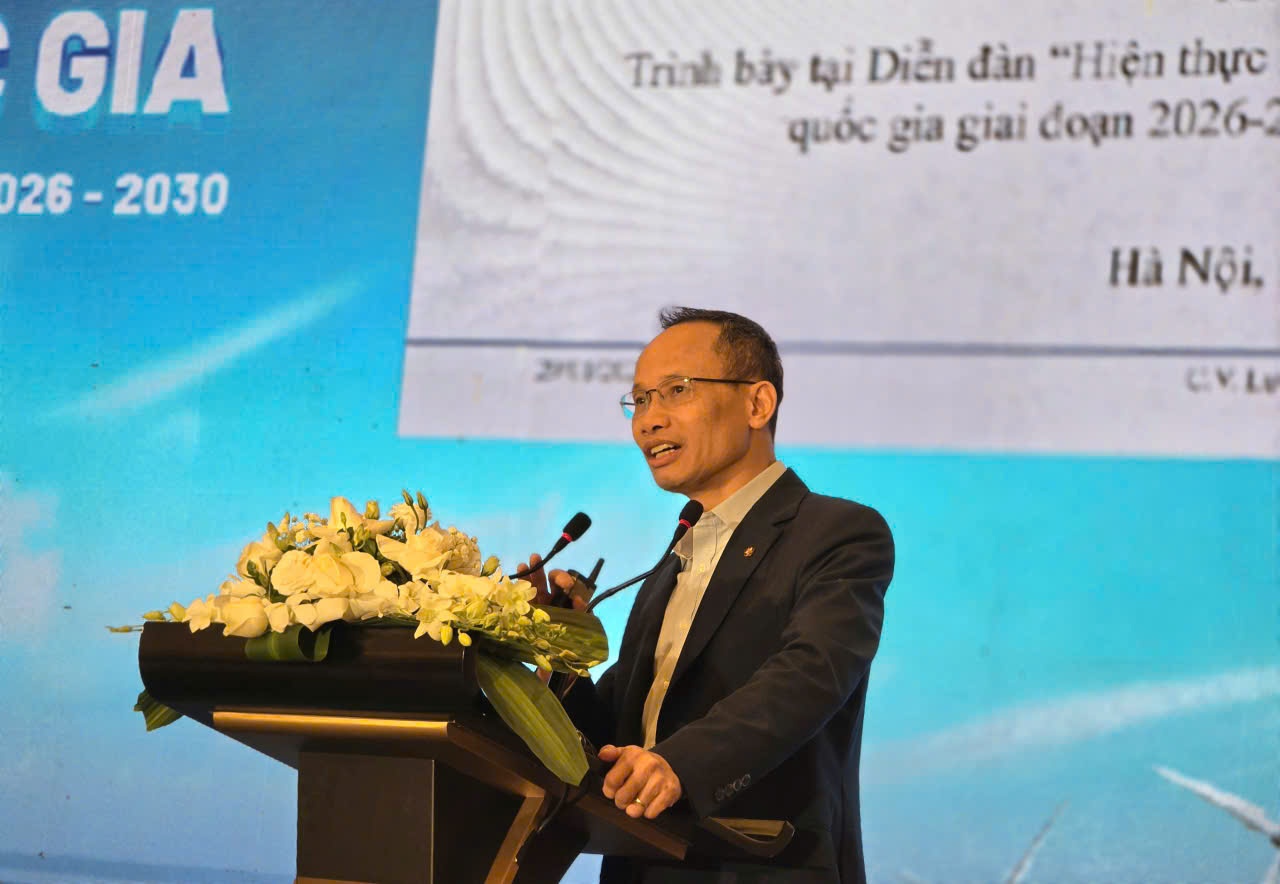 TS Cấn Văn Lực nêu tám giải pháp phát triển năng lượng bền vững trong giai đoạn mới TS. Cấn Văn Lực nêu tám giải pháp phát triển năng lượng bền vững trong giai đoạn mới