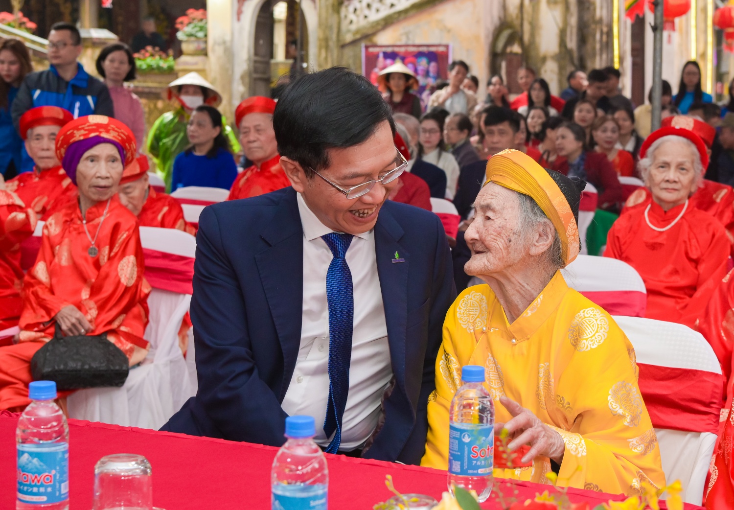 Phó Thủ tướng Bùi Thanh Sơn chúc Tết các cụ cao niên phường Tây Mỗ nhân dịp Xuân Bính Ngọ 2026 Phó Thủ tướng Bùi Thanh Sơn chúc Tết các cụ cao niên phường Tây Mỗ nhân dịp Xuân Bính Ngọ 2026