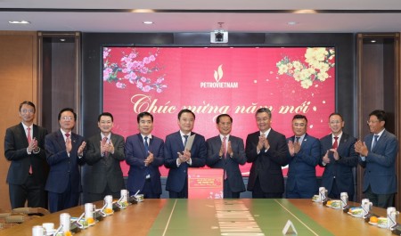 Phó Thủ tướng Bùi Thanh Sơn: Petrovietnam giữ vai trò trụ cột tăng trưởng trong giai đoạn phát triển mới của đất nước