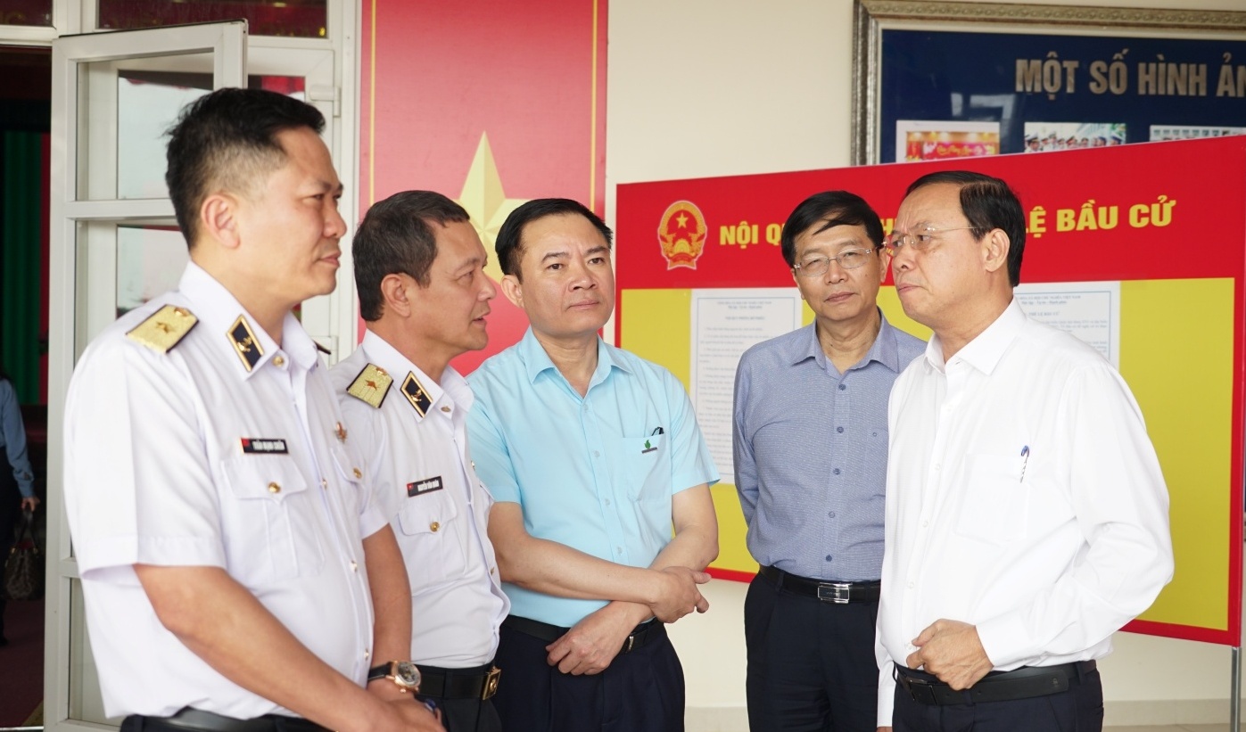 Cử tri Vùng 2 Hải quân đặc biệt quan tâm đến vai trò của Petrovietnam trong đảm bảo an ninh năng lượng và an ninh quốc phòng