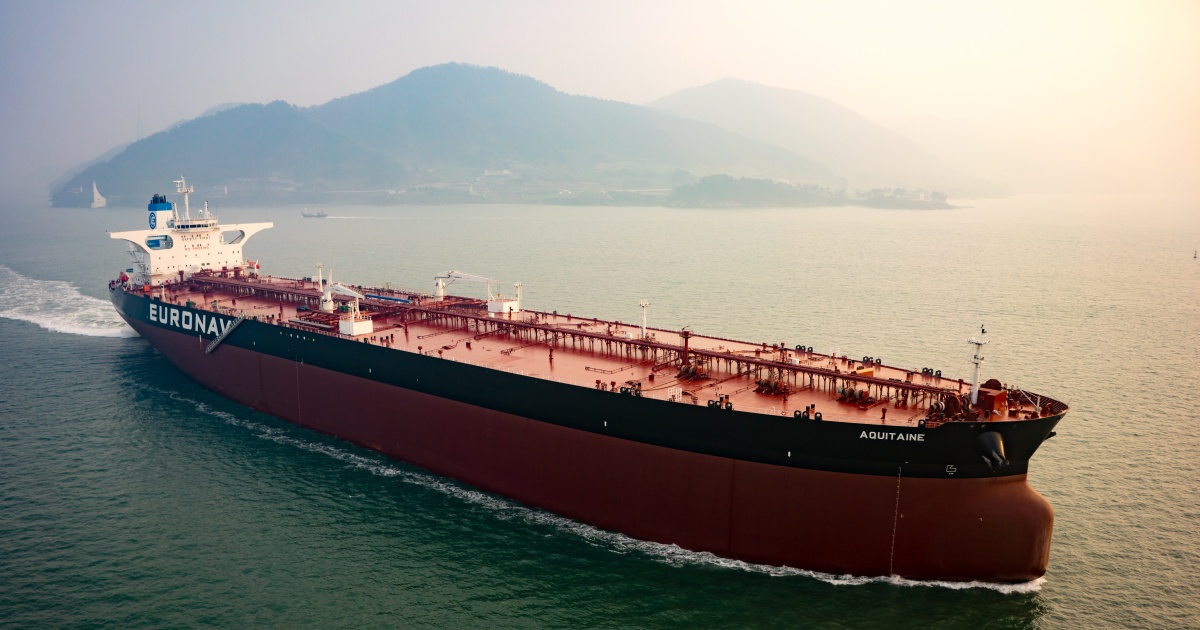 Xung đột Trung Đông làm tê liệt vận tải qua Hormuz, thị trường đối mặt khan hiếm siêu tàu dầu