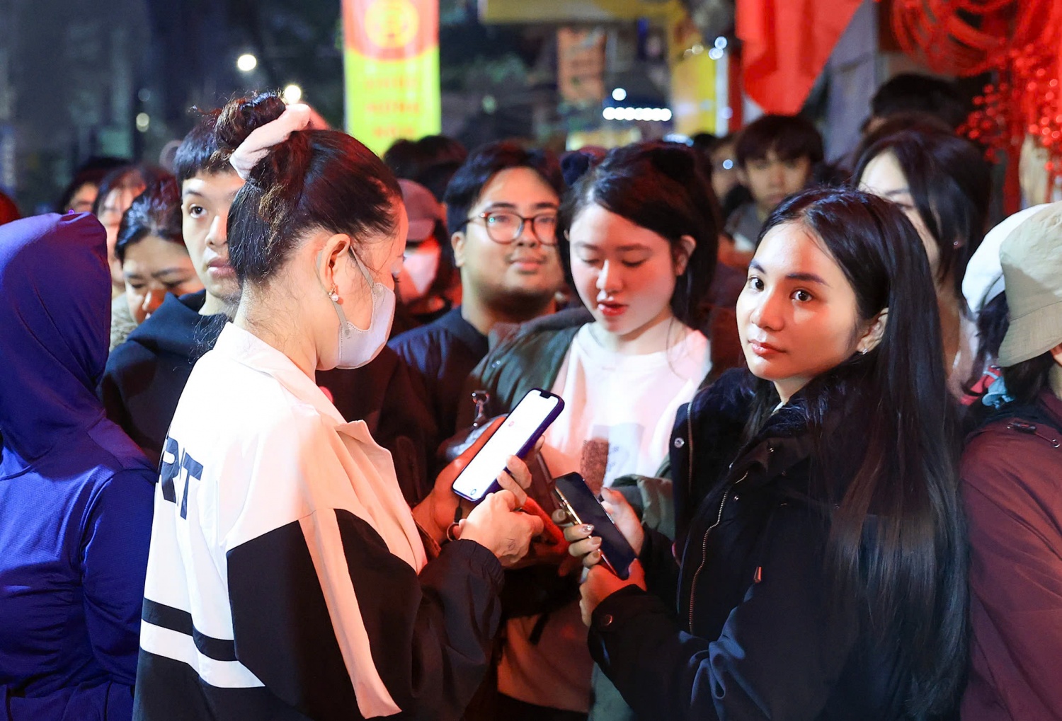 Mua vàng ngày vía Thần tài, cần lưu ý gì?