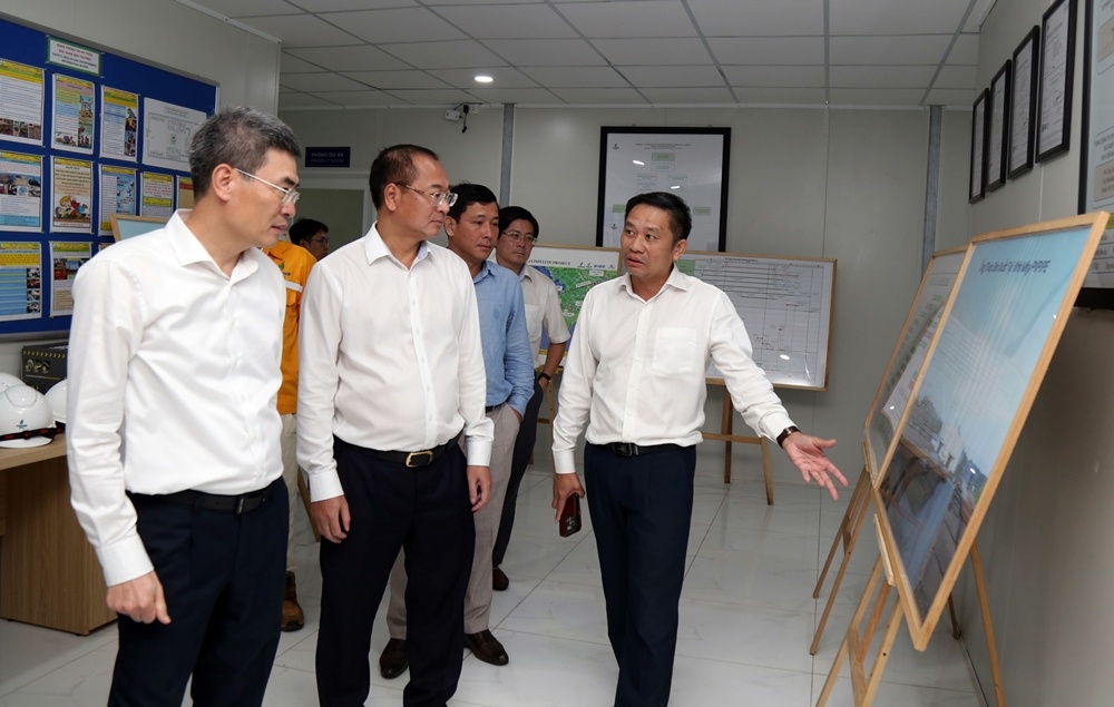 Lãnh đạo Petrovietnam làm việc về tiến độ Ô Môn III, IV Lãnh đạo Petrovietnam làm việc về tiến độ Ô Môn III, IV