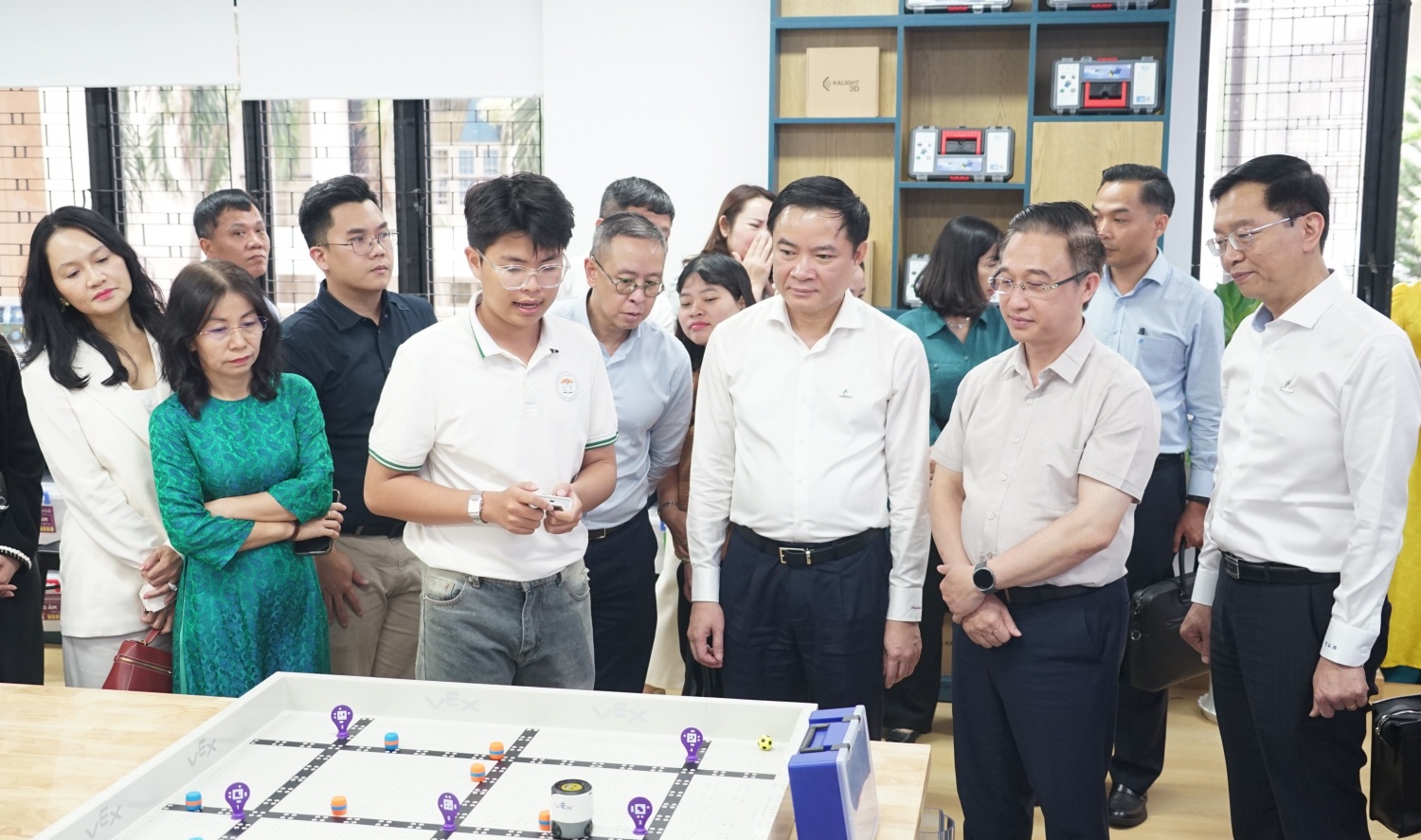 Petrovietnam đồng hành đổi mới giáo dục tại TP Hồ Chí Minh