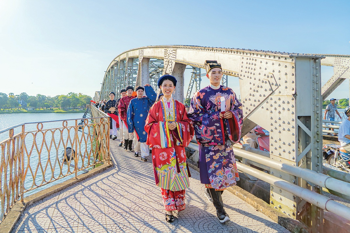 Cổ phục Việt tái sinh Cổ phục Việt tái sinh