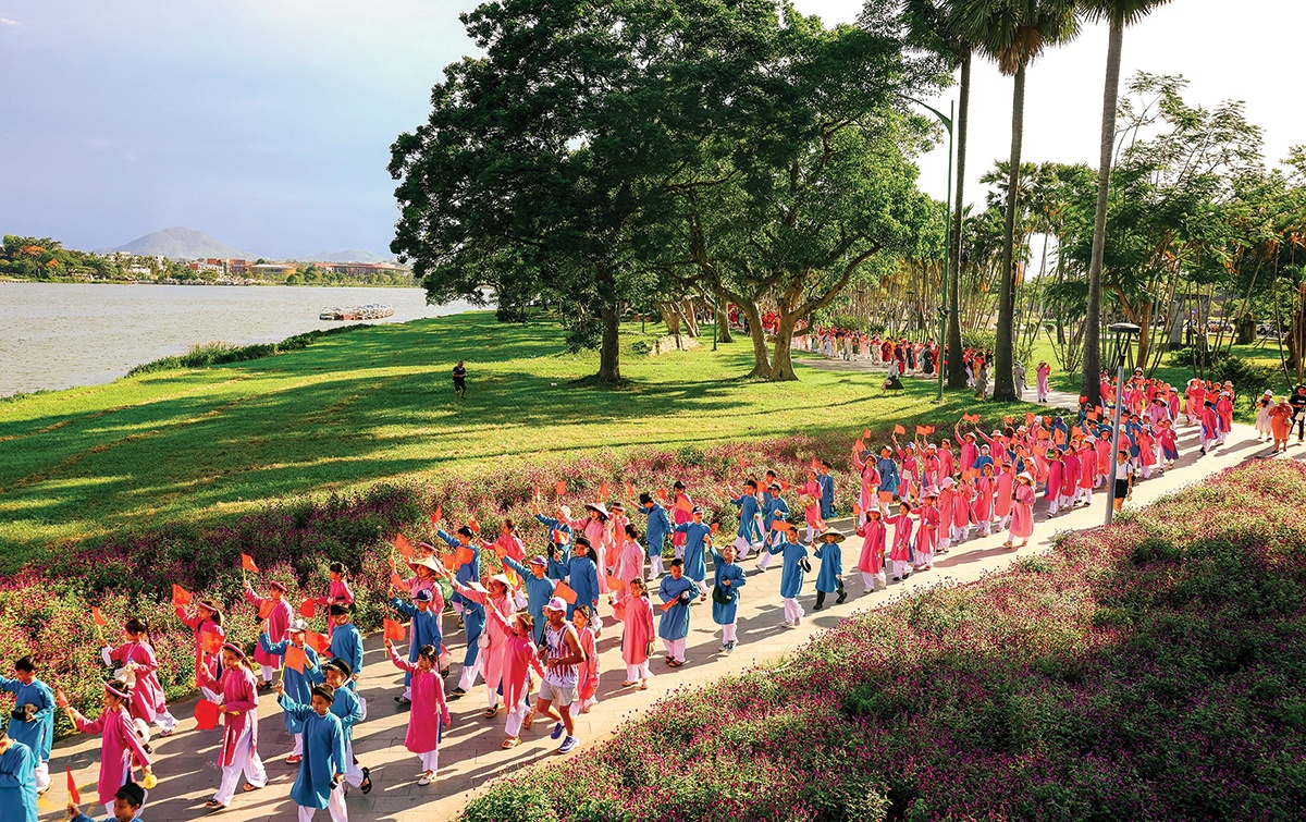 Cổ phục Việt tái sinh Cổ phục Việt tái sinh