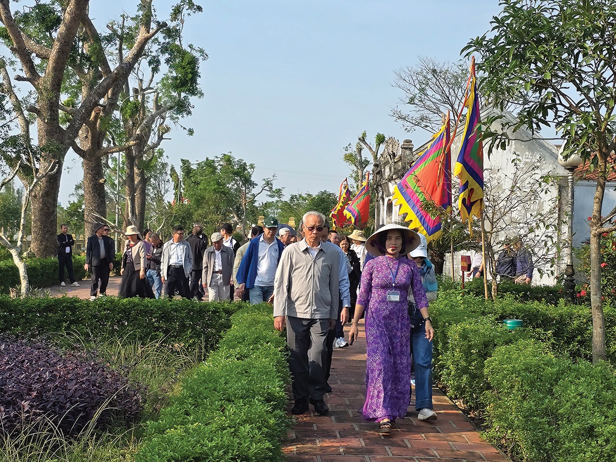 Lễ hội Việt trong thời chuyển đổi số Lễ hội Việt trong thời chuyển đổi số