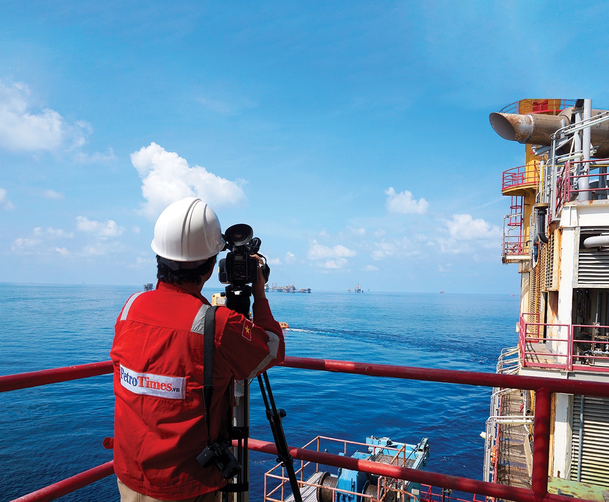 15 năm - Một dòng chảy năng lượng 15 năm - Một dòng chảy năng lượng