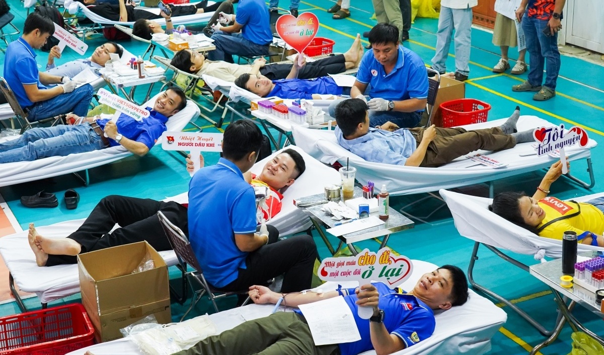 “Nhiệt huyết Petrovietnam” lan tỏa từ những giọt máu hồng