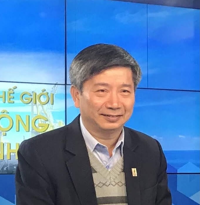 “Vừa xuất khẩu vừa nhập khẩu xăng, dầu là điều bình thường trong cấu trúc ngành năng lượng”