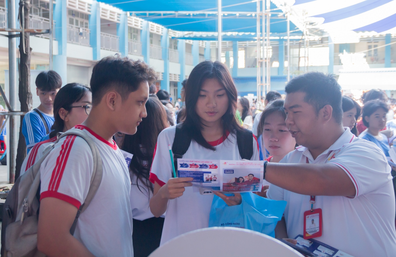 Ngày hội “Hướng nghiệp, tuyển sinh” 2026 thu hút hơn 3.500 học sinh tại TP HCM