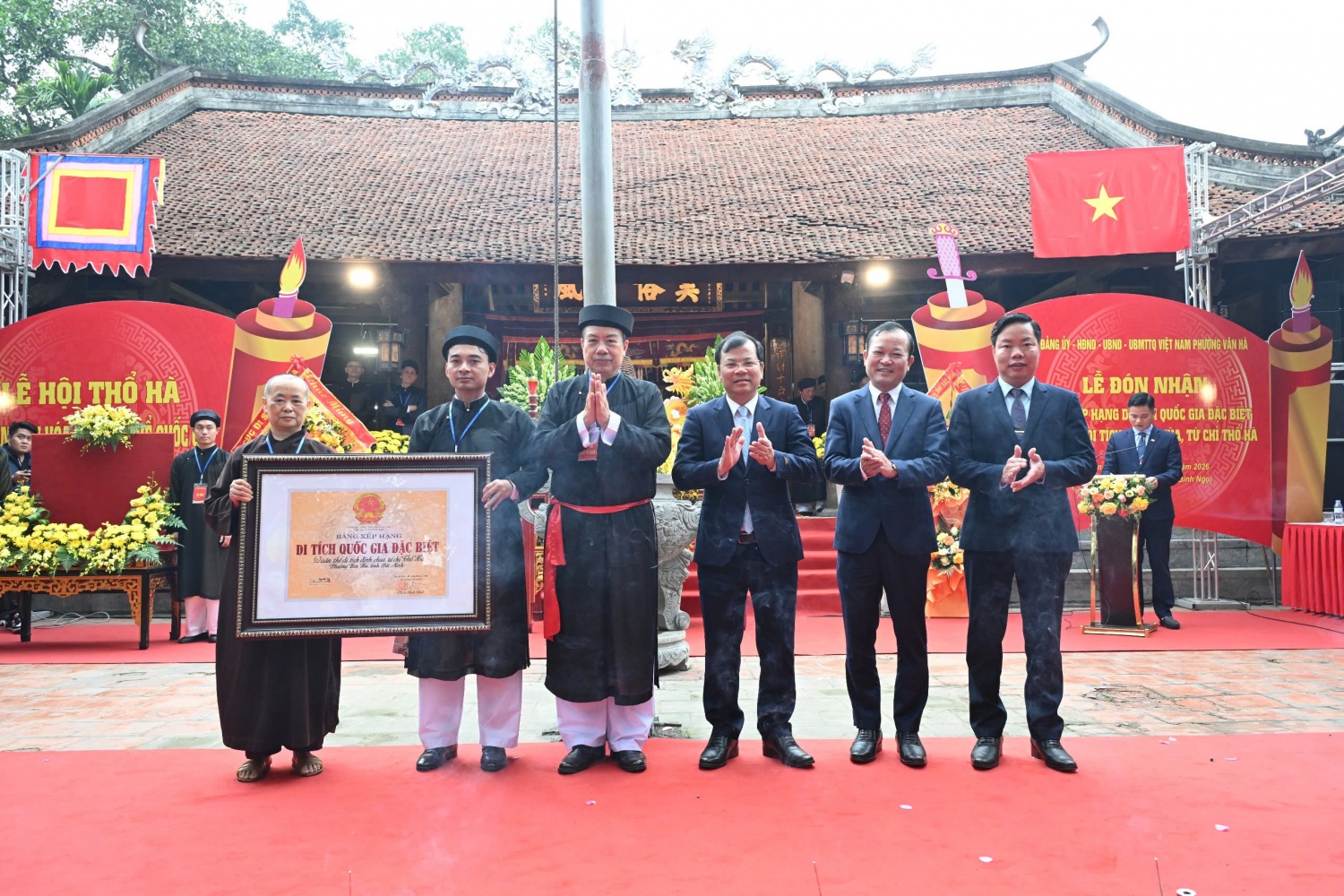Quần thể di tích Thổ Hà được công nhận Di tích Quốc gia đặc biệt Quần thể di tích Thổ Hà được công nhận Di tích Quốc gia đặc biệt