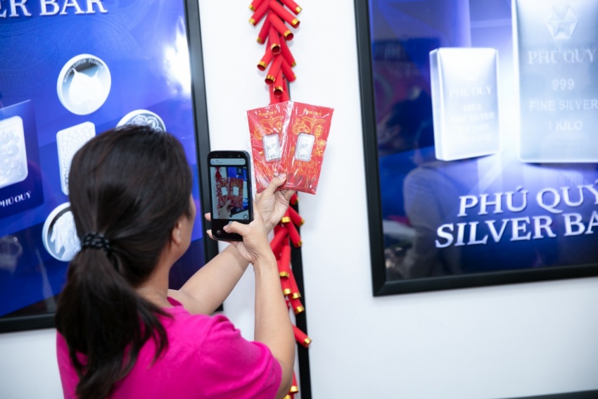 Vàng bạc đang “chờ thời”?