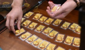 Giá vàng hôm nay 10/3: Vàng miếng, vàng nhẫn đồng loạt giảm mạnh