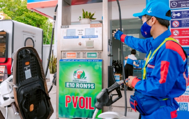 Hà Nội yêu cầu bảo đảm nguồn cung xăng dầu, không để đứt gãy chuỗi cung ứng