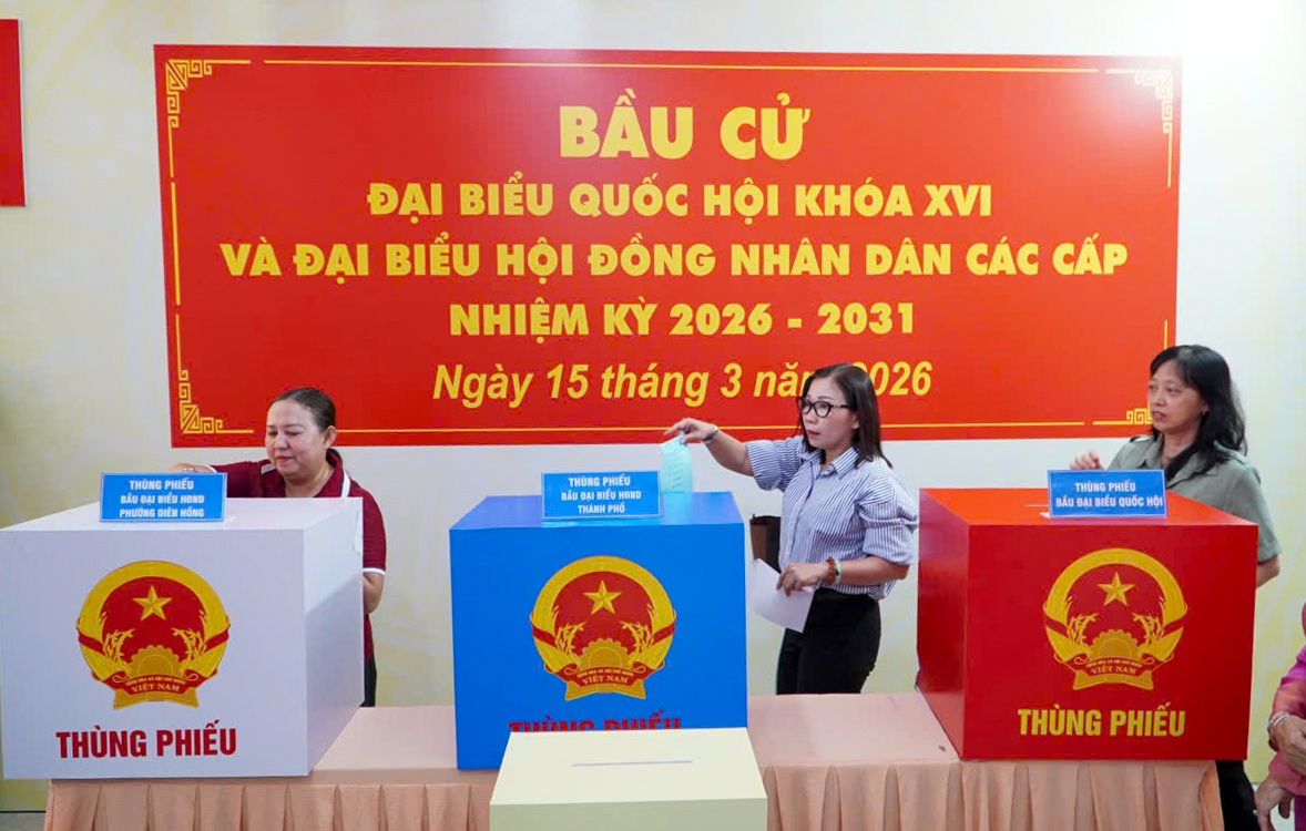 [Chùm ảnh] TP HCM sẵn sàng cho ngày hội non sông