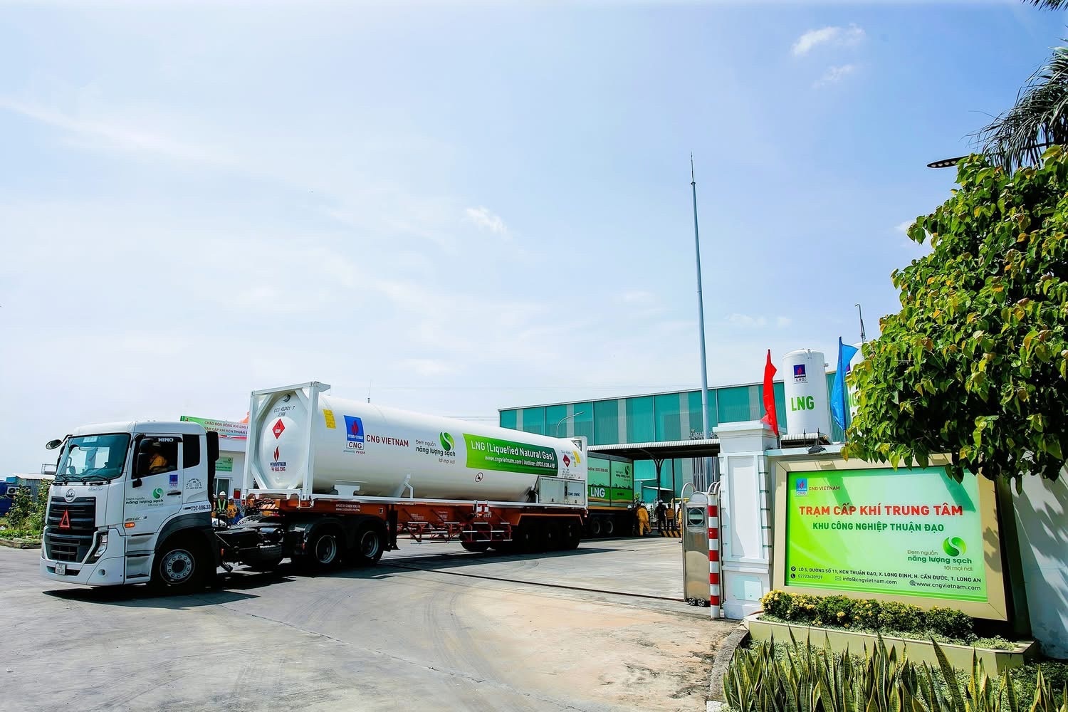 Hệ sinh thái Petrovietnam: Huy động tổng lực bảo vệ huyết mạch năng lượng trước “cơn bão” địa chính trị Trung Đông