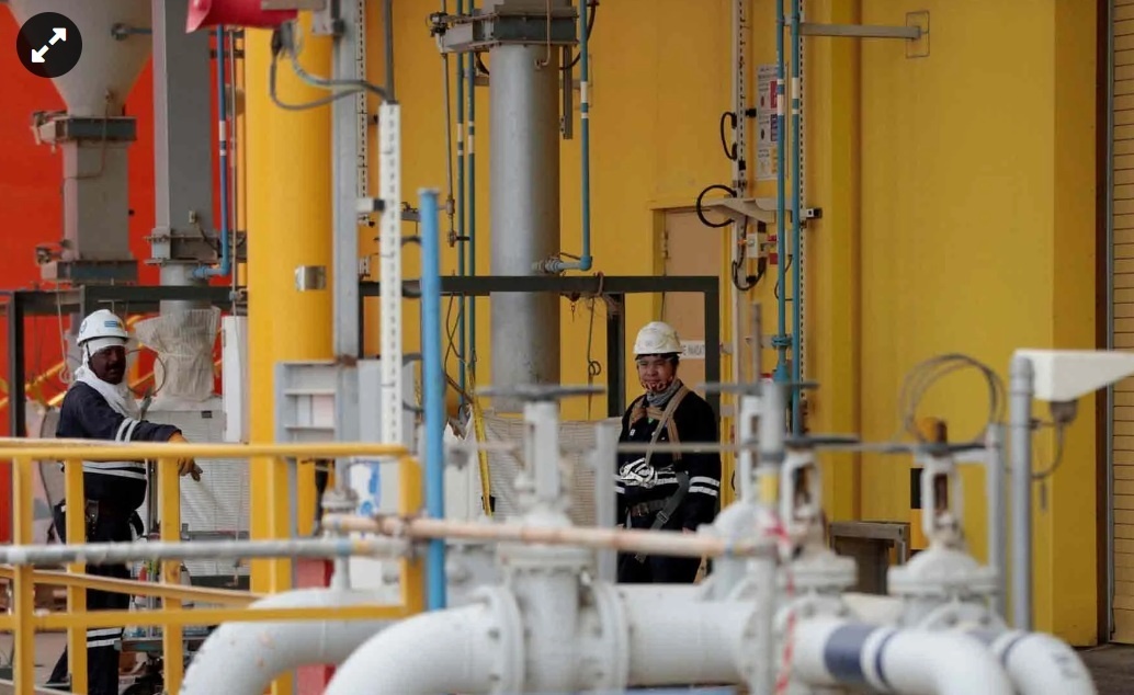 ADNOC đóng cửa nhà máy lọc dầu Ruwais sau vụ tấn công bằng UAV