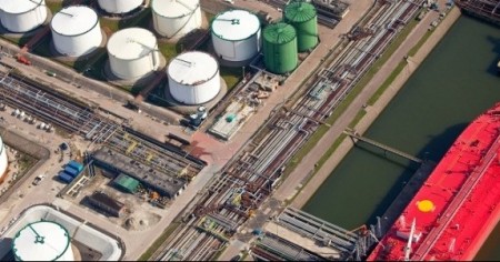 Trung tâm tiếp nhiên liệu Fujairah bị gián đoạn do mảnh vỡ UAV