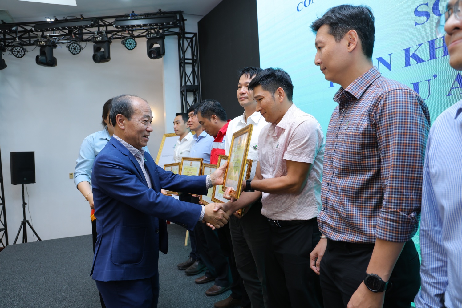 Công đoàn Petrovietnam phát động thi đua giai đoạn 3 Dự án phát triển mỏ khí Lô B