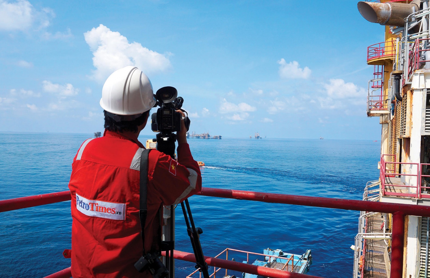 Làm báo với tinh thần dầu khí