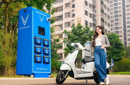 Vingroup khẩn cấp hỗ trợ khách hàng giảm áp lực xăng dầu