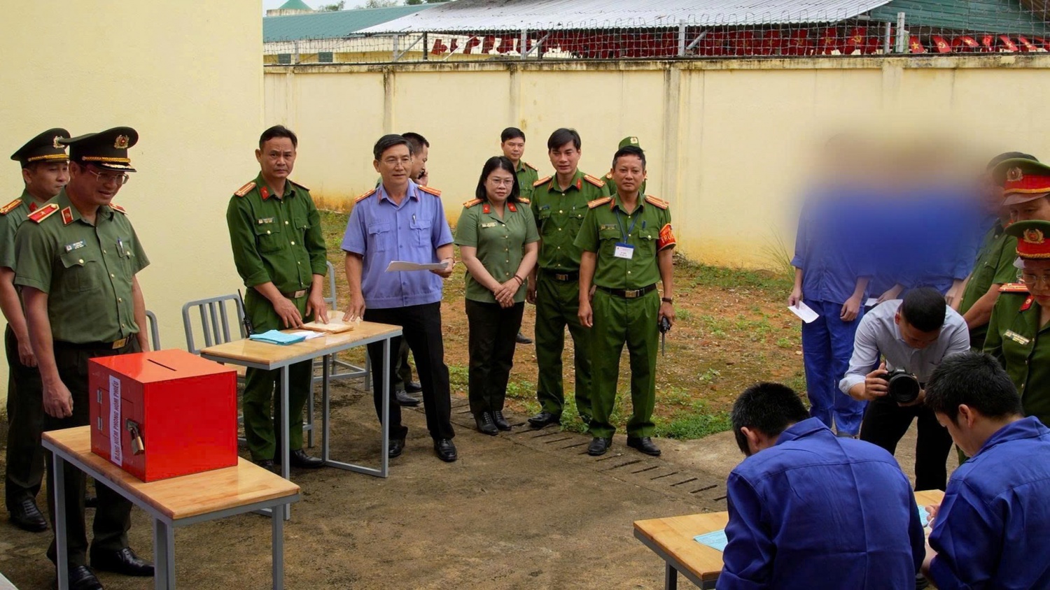 Quảng Ngãi: Bảo đảm quyền bầu cử cho người bị tạm giam, tạm giữ Quảng Ngãi: Bảo đảm quyền bầu cử cho người bị tạm giam, tạm giữ