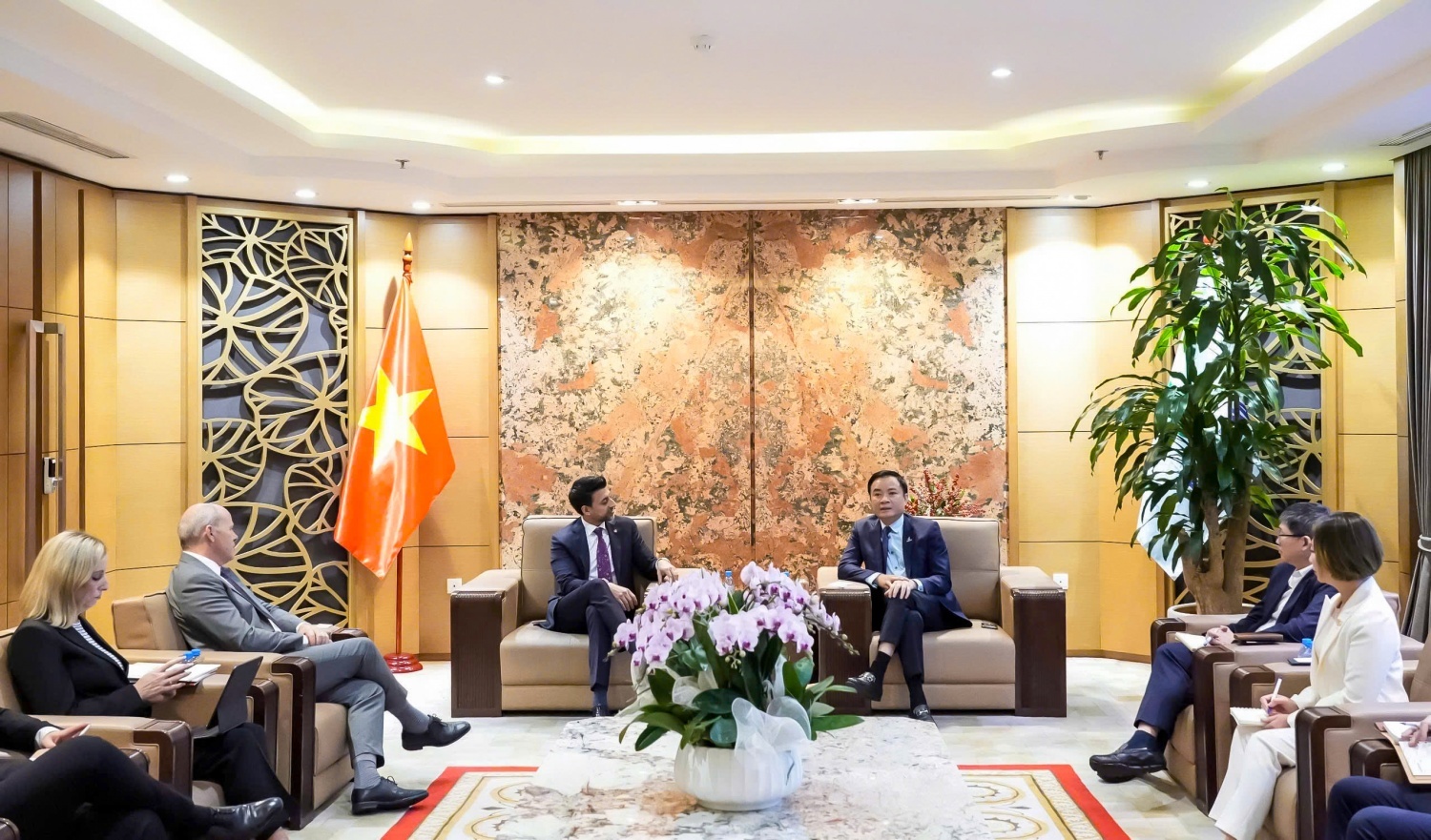 Petrovietnam thúc đẩy hợp tác quốc tế, mở rộng thị trường tăng trưởng