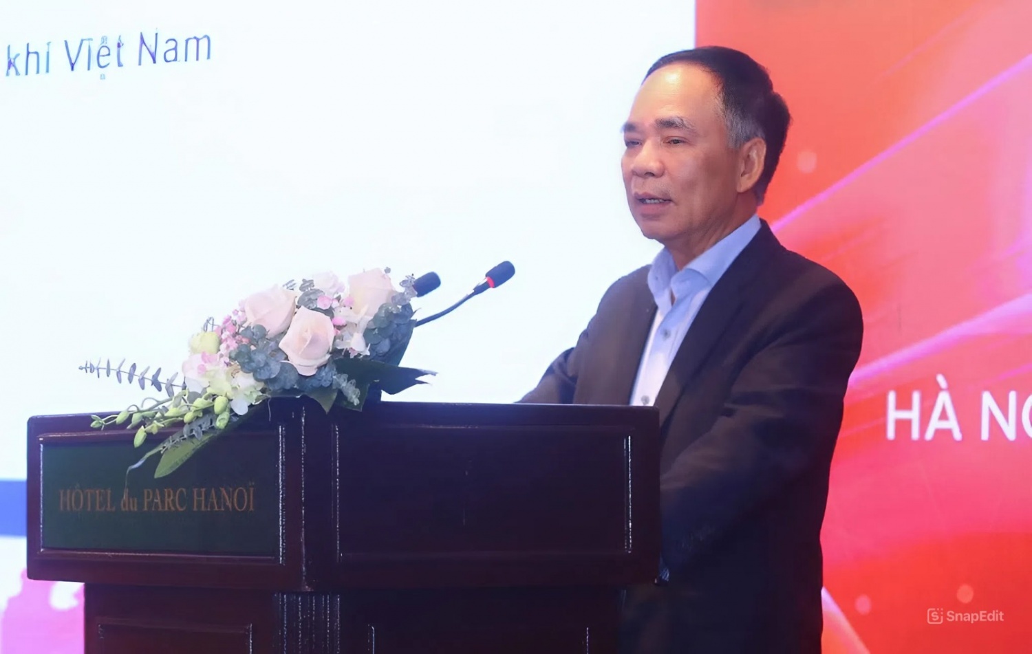 “Giữ nhịp” cho nền kinh tế trước biến động năng lượng toàn cầu “Giữ nhịp” cho nền kinh tế trước biến động năng lượng toàn cầu