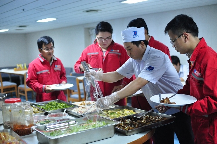 Văn hóa PETROSETCO: “Hệ điều hành mềm” trở thành lợi thế cạnh tranh cứng Văn hóa Petrosetco: “Hệ điều hành mềm” trở thành lợi thế cạnh tranh cứng