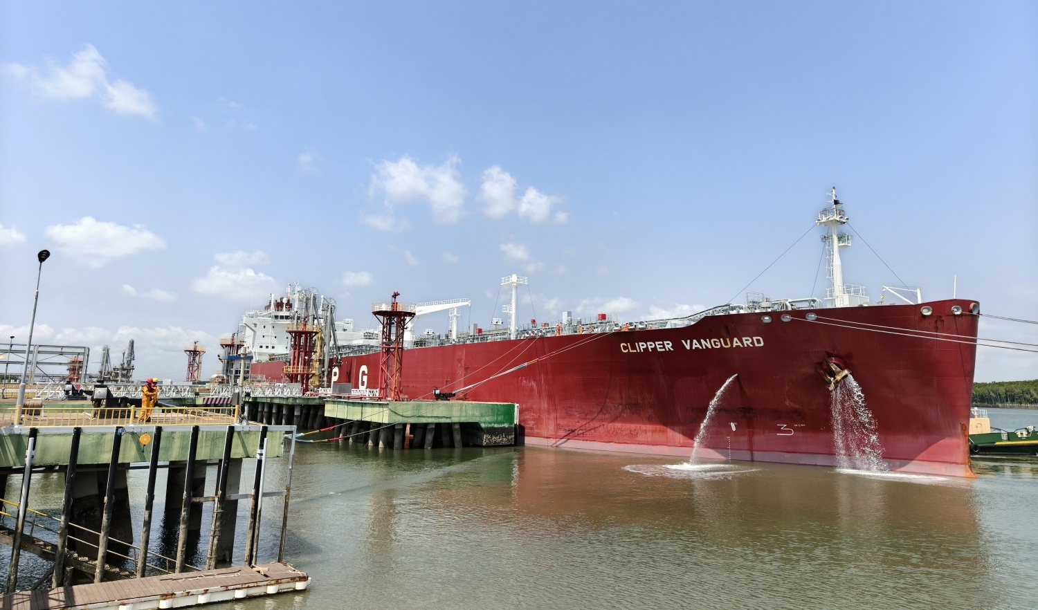 Đảm bảo nguồn cung LPG cho khách hàng, Petrovietnam/PV GAS nhập gần 38.000 tấn LPG từ Australia