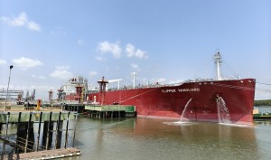 Đảm bảo nguồn cung LPG cho khách hàng, Petrovietnam/PV GAS nhập gần 38.000 tấn LPG từ Australia