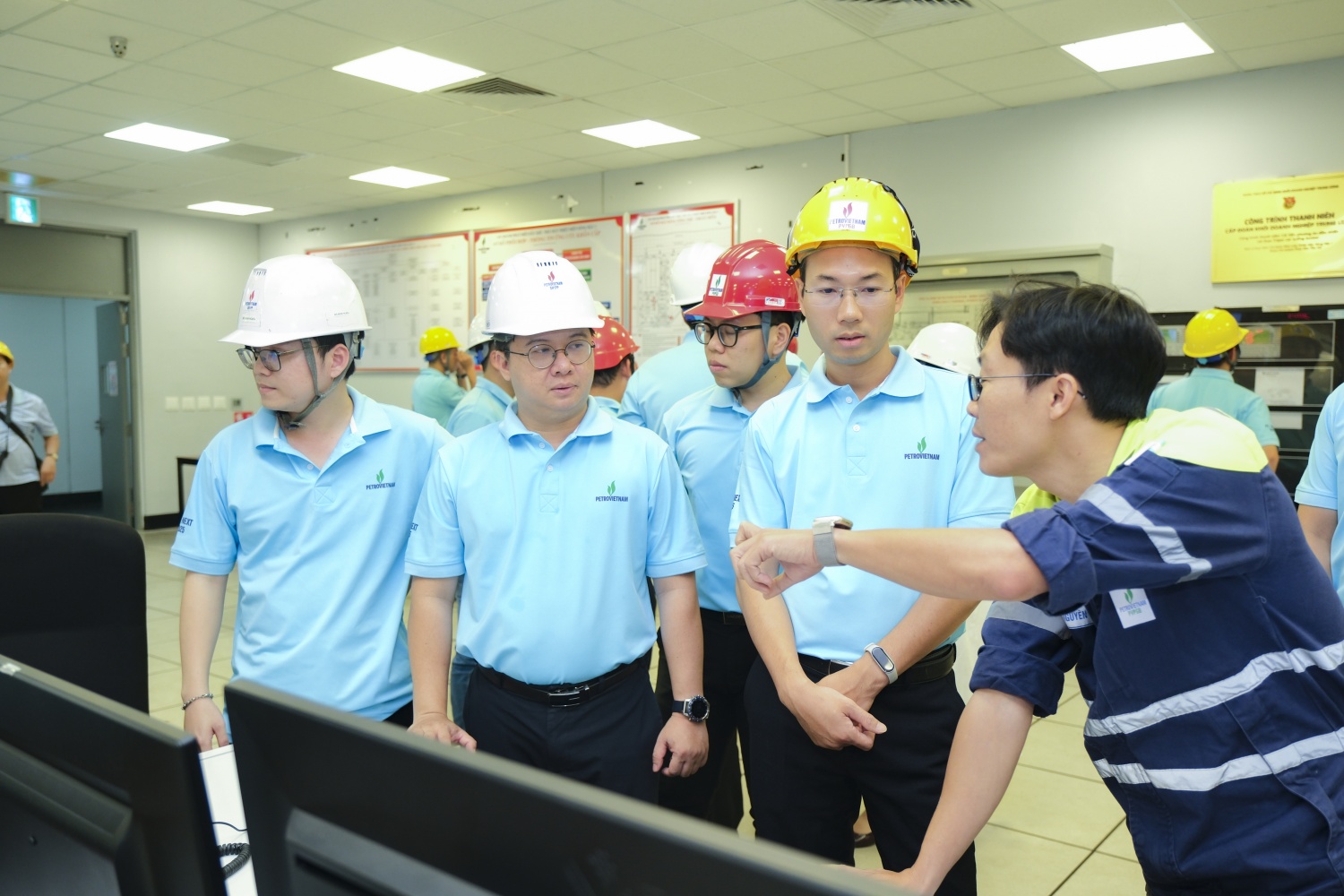 Tuổi trẻ PVPGB: Kết nối trí tuệ trẻ, lan tỏa vai trò lĩnh vực điện trong hệ sinh thái Petrovietnam