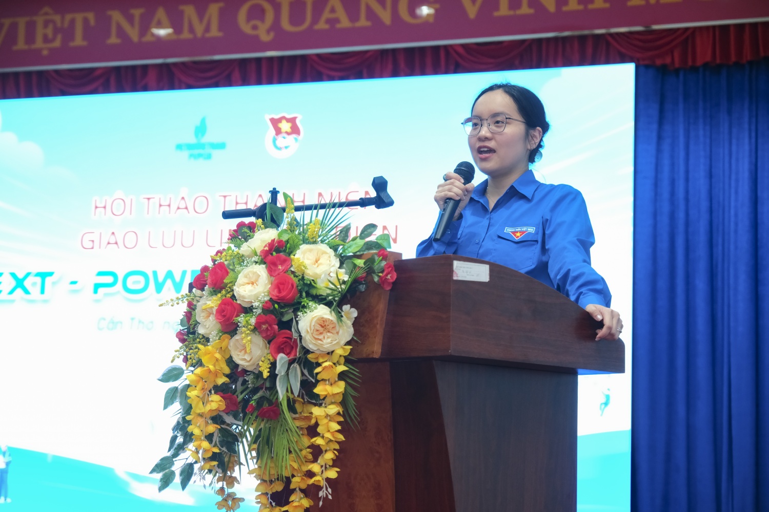 Bí thư Đoàn Thanh niên PVPGB Trần Linh Chi phát biểu khai mạc Hội thảo Tuổi trẻ PVPGB: Kết nối trí tuệ trẻ, lan tỏa vai trò lĩnh vực điện trong hệ sinh thái Petrovietnam