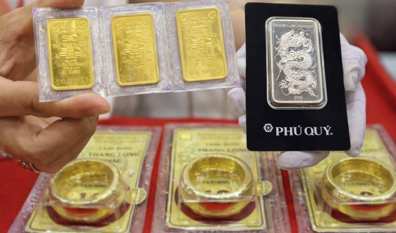Vàng bạc đã trở thành tài sản “đa lực kéo”