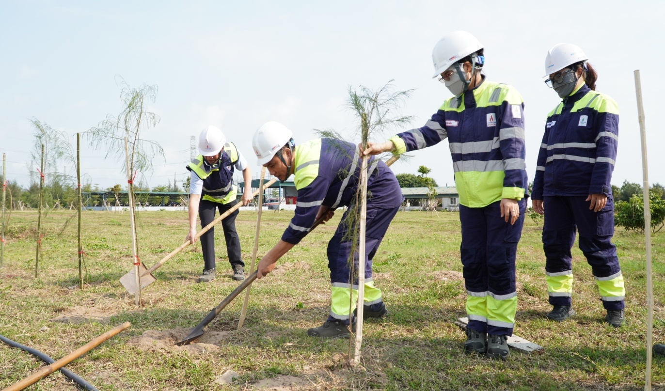Thanh niên NMNĐ Thái Bình 2 xung kích bảo vệ môi trường