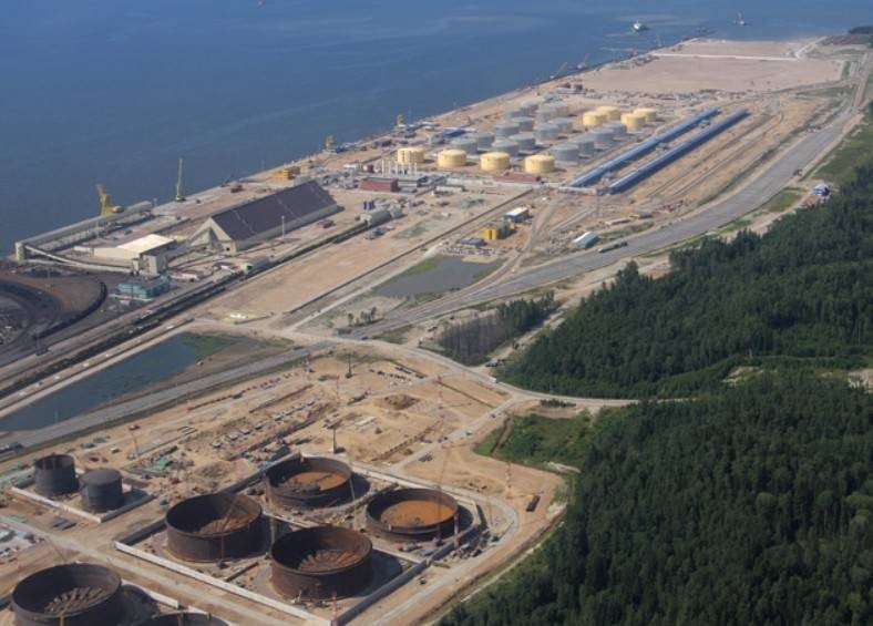 UAV Ukraine tấn công loạt cảng dầu Nga, nguồn cung toàn cầu thêm căng thẳng UAV Ukraine tấn công loạt cảng dầu Nga, nguồn cung toàn cầu thêm căng thẳng