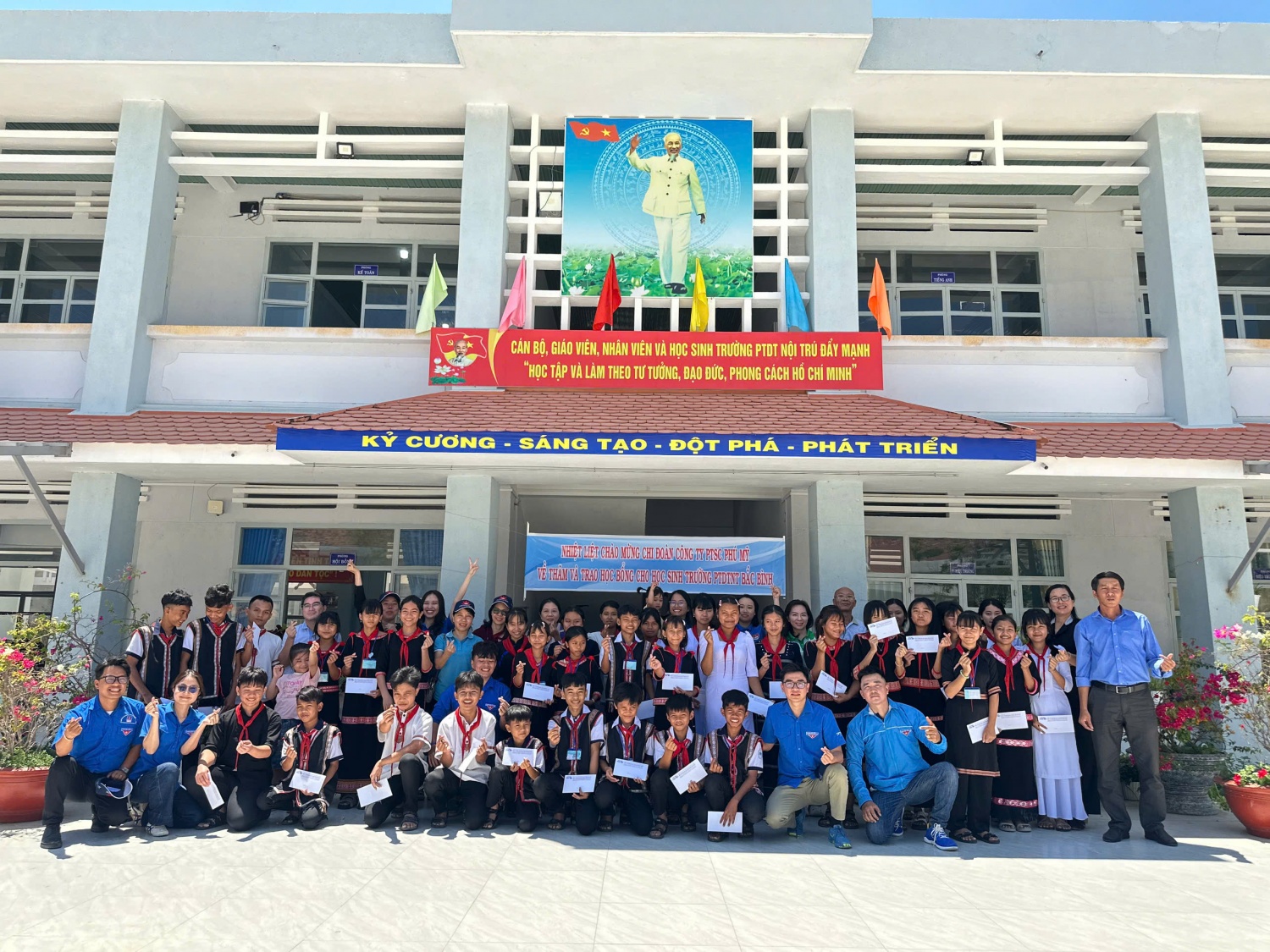 Thanh niên PTSC Phú Mỹ gắn kết, lan tỏa giá trị nhân văn Thanh niên PTSC Phú Mỹ gắn kết, lan tỏa giá trị nhân văn