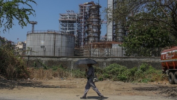 Ấn Độ đảm bảo nguồn cung dầu đủ dùng trong 60 ngày Ấn Độ bảo đảm nguồn cung dầu đủ dùng trong 60 ngày